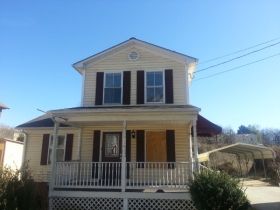 906 8th Street, Lynchburg, VA 24504