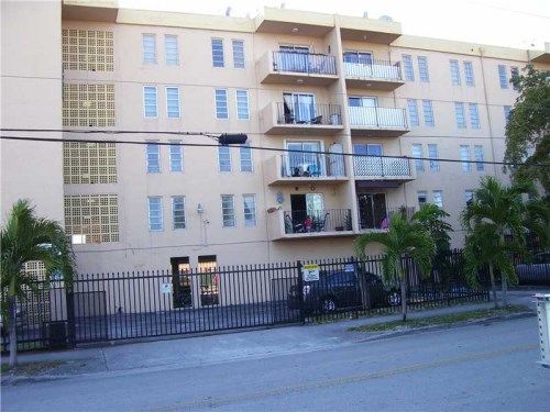 6950 W 6 AV # 310, Hialeah, FL 33014