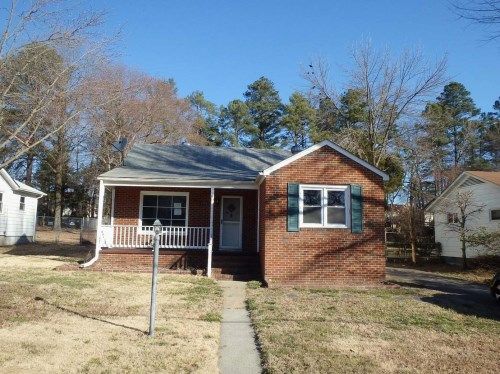 2706 Milhorn Rd, Colonial Heights, VA 23834