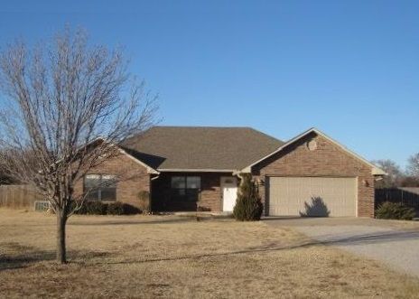 148 Stanton Rd, Lone Grove, OK 73443