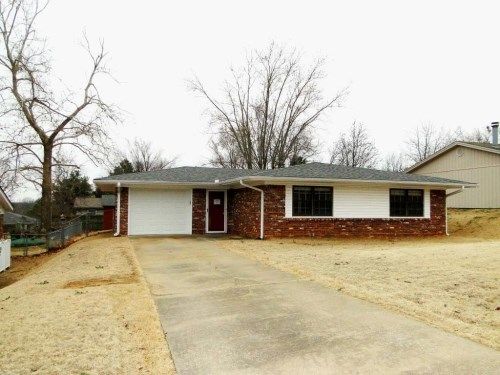 803 L St, Barling, AR 72923