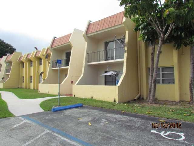 13934 SW 90 AV # 203-CC, Miami, FL 33176