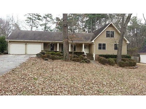 5403 Fieldgreen Drive, Stone Mountain, GA 30088