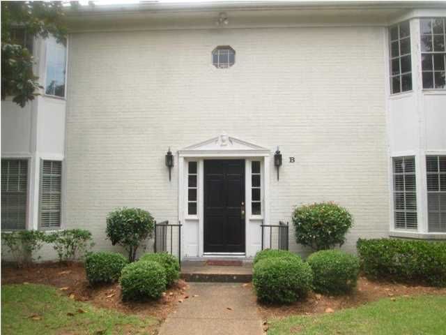 5025 Wayneland Dr Apt B4, Jackson, MS 39211