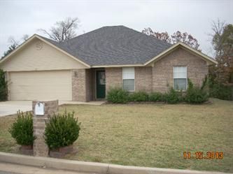 111     Meadow Ln, Poteau, OK 74953