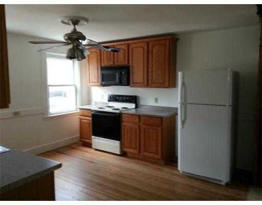 66 Overlook St, Whitinsville, MA 01588