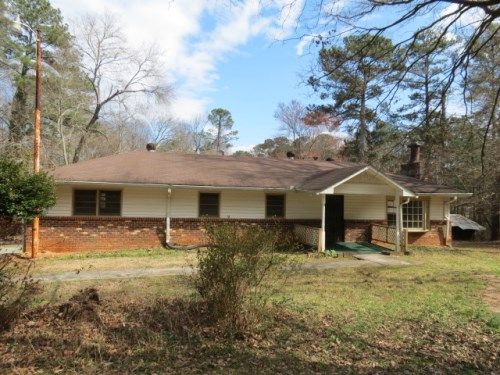 90 Rountree Rd., Riverdale, GA 30274