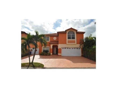 8388 NW 195 TE, Hialeah, FL 33015