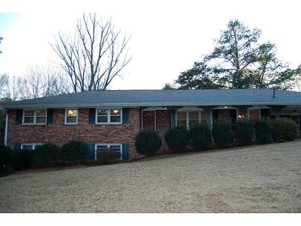 2636 Whiteleigh Drive, Atlanta, GA 30345