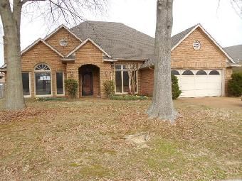 7334 Creek Bend Dr, Memphis, TN 38125