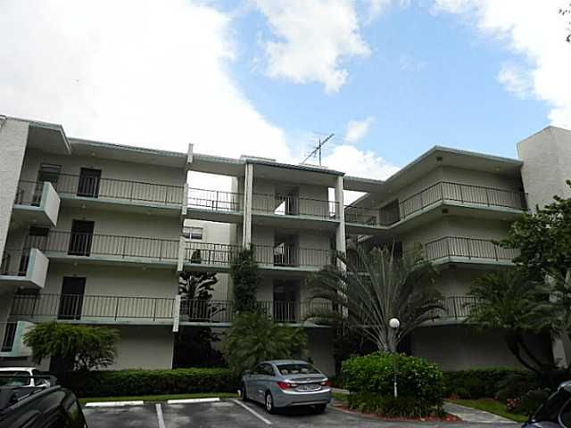 8951 N NEW RIVER CANAL RD # 4D-2, Fort Lauderdale, FL 33324