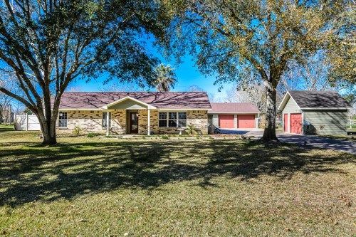 625 County Road 948 - A, Alvin, TX 77511