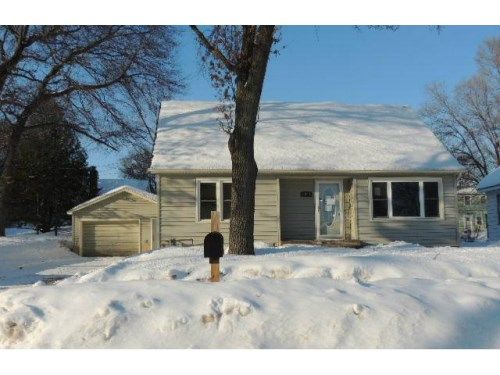 2808 S Slope Ter, Eau Claire, WI 54703