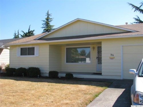 280 E Clackamas, Woodburn, OR 97071