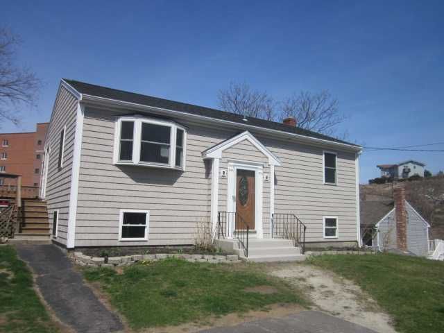 12 Rockland House Rd, Hull, MA 02045