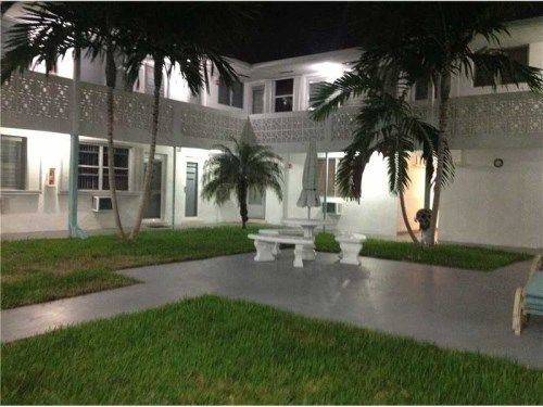 1717 Rodman St # 1, Hollywood, FL 33020