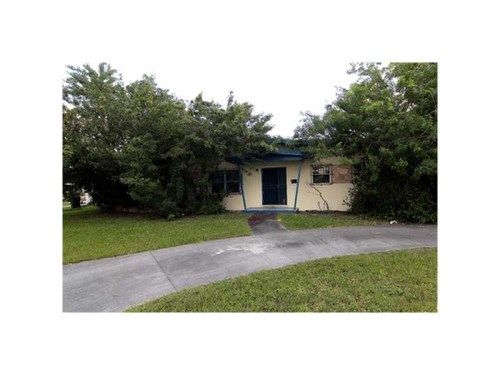 11560 CARIBBEAN BL, Miami, FL 33157