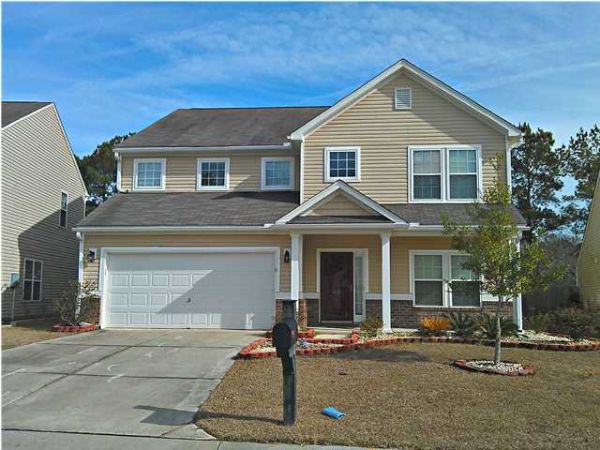 210 CHIPPING SPARROW DR, Summerville, SC 29485