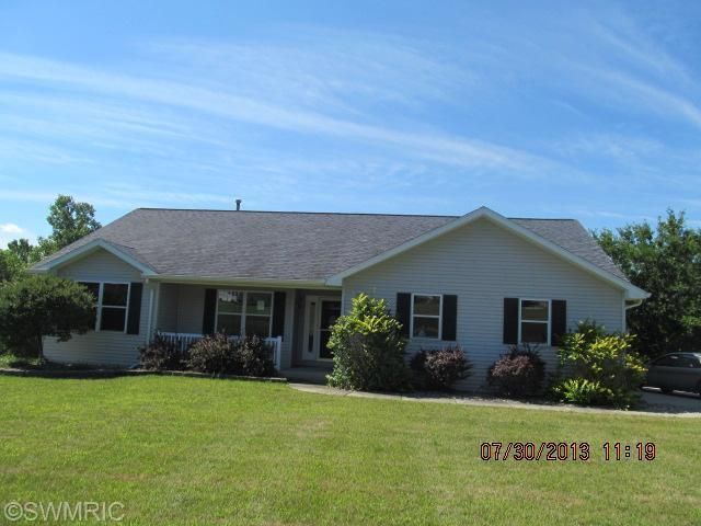 22759 Bluebird Ave, Mattawan, MI 49071