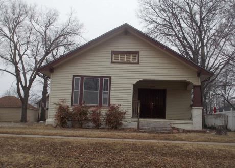 1135 State St, Augusta, KS 67010