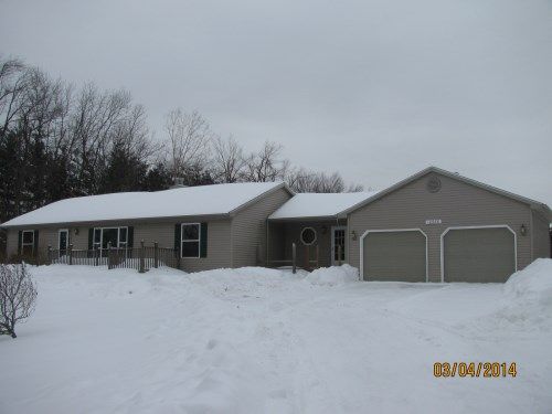 10888 Colby Lake Rd, Perry, MI 48872