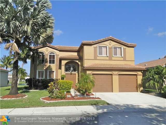 1634 E HARMONY LAKE CIR, Fort Lauderdale, FL 33324