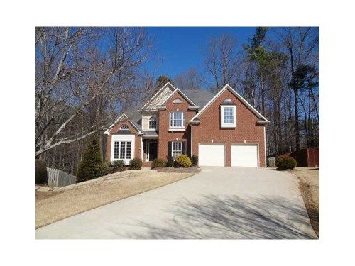 8005 Sandorn Drive, Roswell, GA 30075