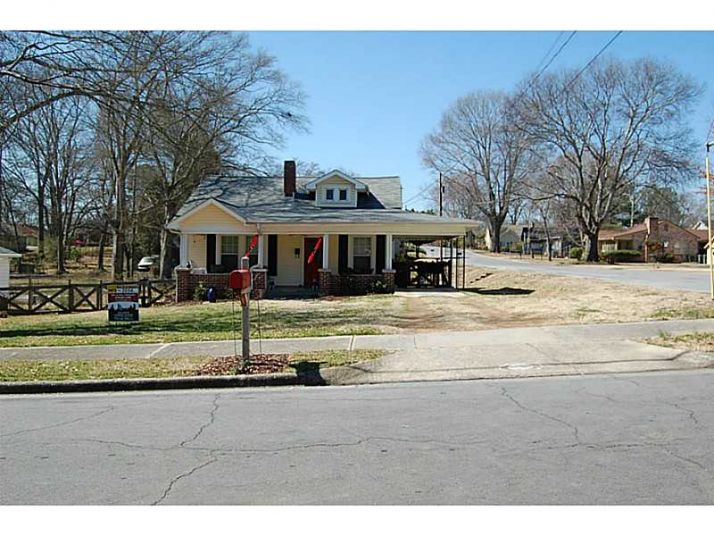 303 Bluff Street, Rockmart, GA 30153