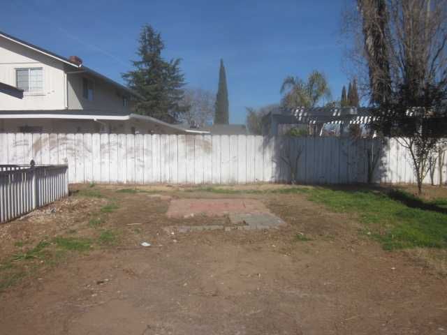 4363 Terry Ct, Olivehurst, CA 95961