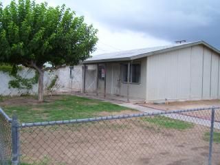 470 S 4th St, Blythe, CA 92225