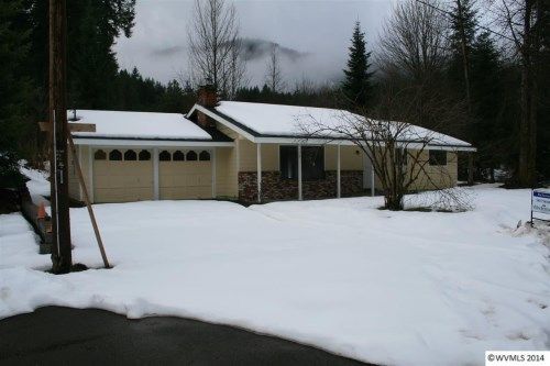 280 Cedar Av, Idanha, OR 97350