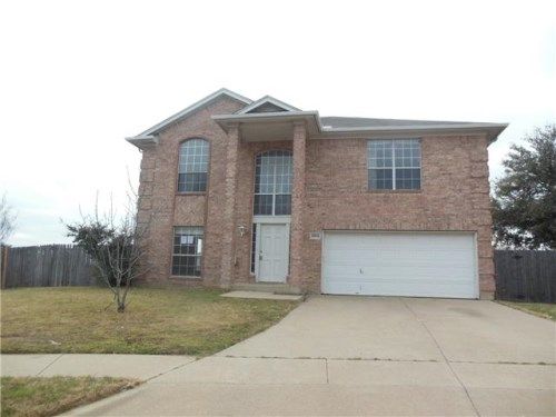 5906 Silverpoint Ct, Arlington, TX 76017