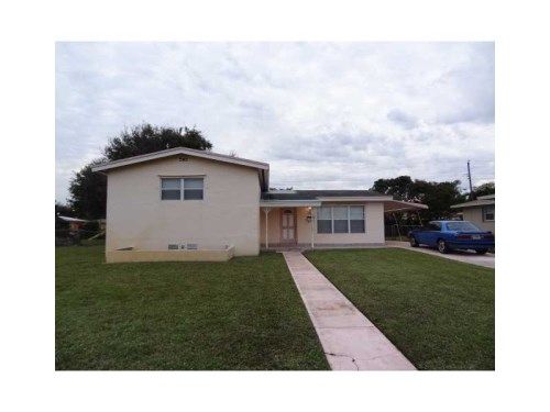 2720 SW 64 WY, Hollywood, FL 33023