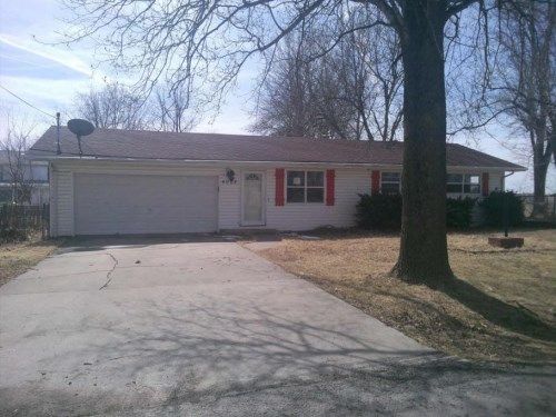 4062 W Groton St, Springfield, MO 65803