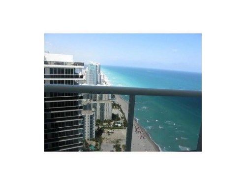 1830 S Ocean Dr # 4510, Hallandale, FL 33009