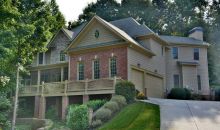 6029 Thunder Woods Trail Buford, GA 30518