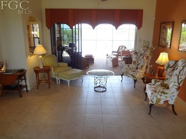 4024 Gulfstream Pkwy, Cape Coral, FL 33993