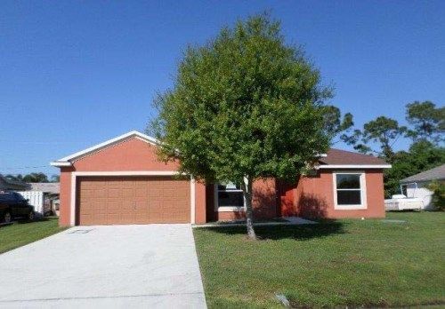 1382 SE Concha St, Port Saint Lucie, FL 34983