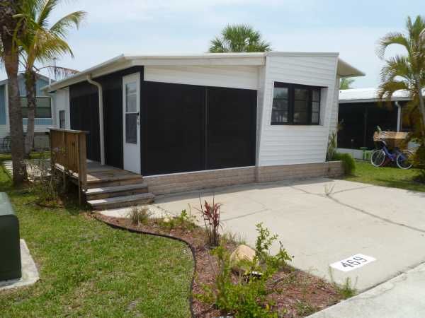 469 Roble, Fort Myers, FL 33908