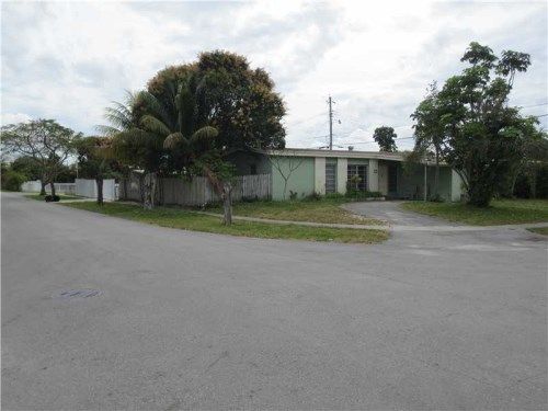 914 W 67 ST, Hialeah, FL 33012