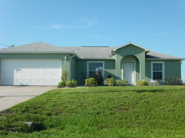 3918 Nw 40th St, Cape Coral, FL 33993