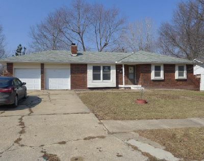 200 SE Wingate Stre, Lees Summit, MO 64063