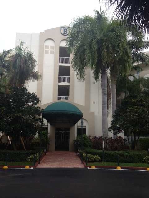 10750 NW 66 ST # 307, Miami, FL 33178