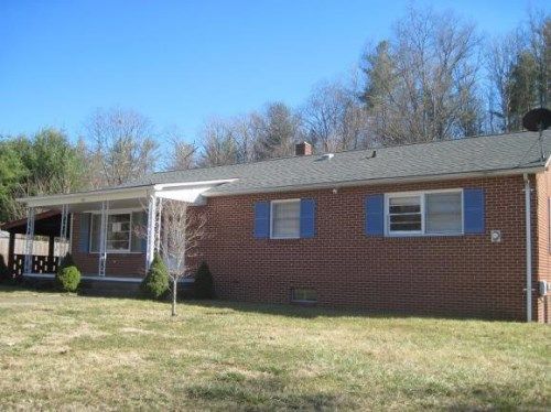 100 Holtzclaw Street, Canton, NC 28716