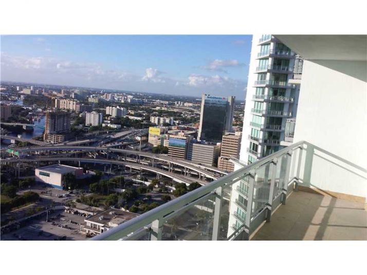 92 SW 3 ST # 3707, Miami, FL 33130