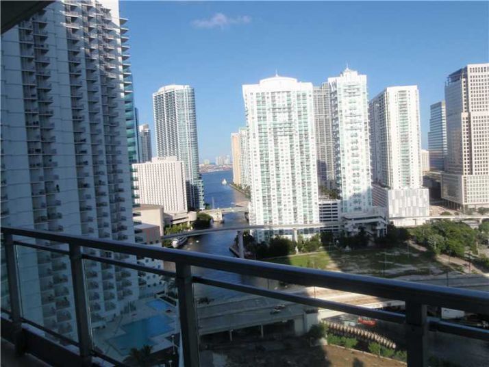 90 SW 3 ST # 2514, Miami, FL 33130