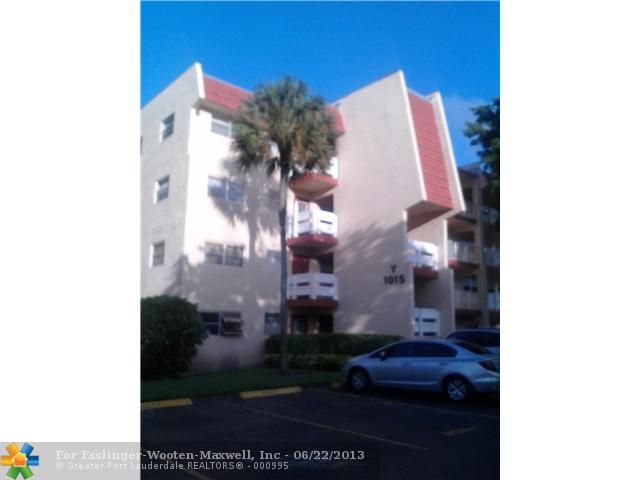 1015 COUNTRY CLUB DR # 107, Pompano Beach, FL 33063