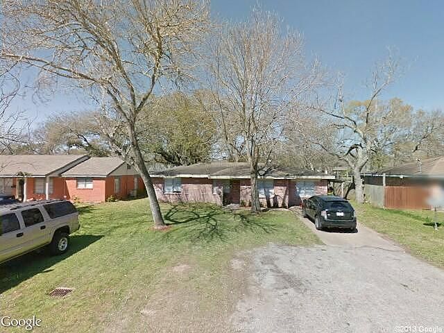 W Orchard St, Clute, TX 77531