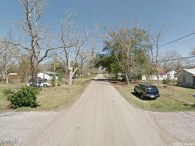 St, Clute, TX 77531