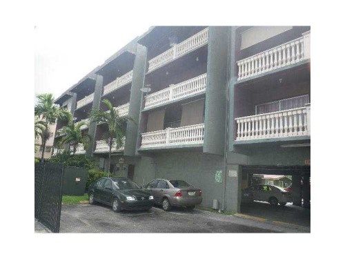 6075 W 20 AV # 302, Hialeah, FL 33012